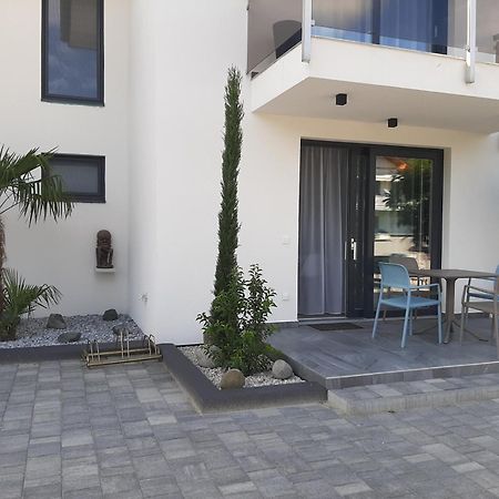 Ancsi Apartmanhaz Balatonlelle Exterior photo